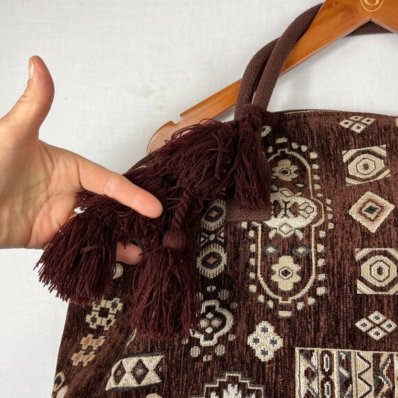 World Market Weekender Carpet Bag Duffel Gypsy Bohemian Tassel Shoulder Strap - Picture 3 of 9